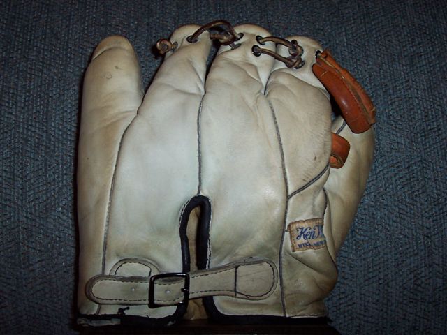 Ken Wel White Softball Glove 1 Back